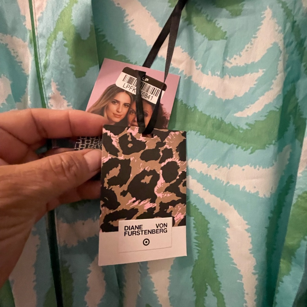 Diane Furstenberg For Target Robe - Picture 10 of 16